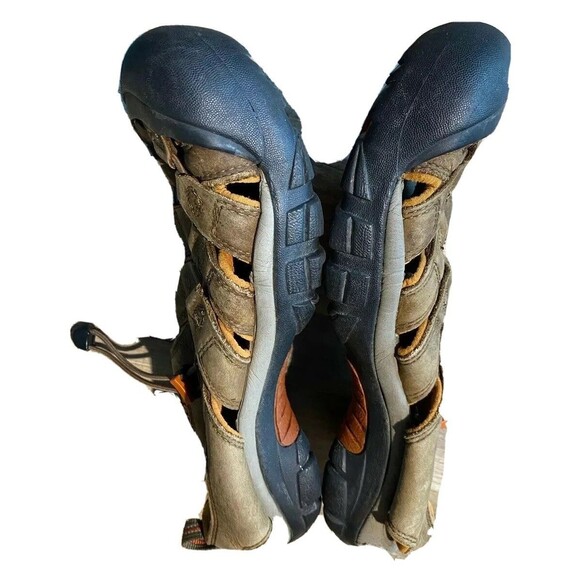Keen Newport H2 Sandals Waterproof Hiking Shoes Mens Sz 9 mossy brown Bungee main image 8